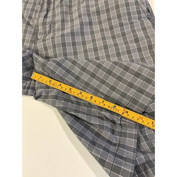 TOMMY HILFIGER Men's Gray Plaid Flat Front Chino Bermuda Shorts Size 40 - Picture 6 of 12